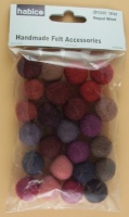 Handmade Felt Accessories - 15mm Balls - Reds